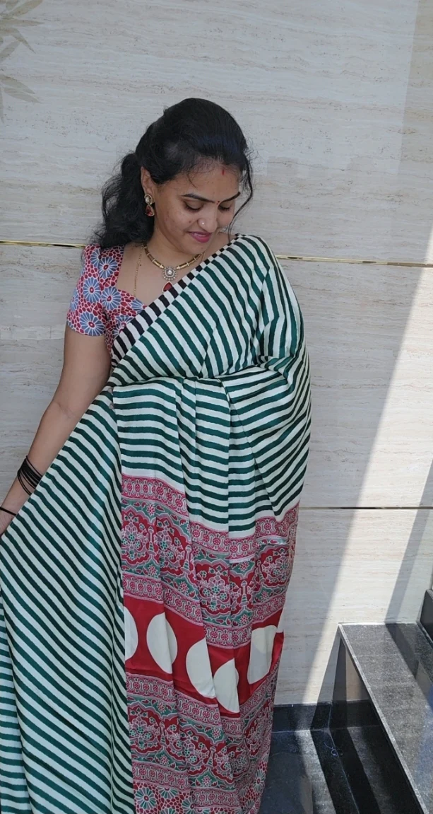 Ajrakh sarees : SLS37 - Image 3