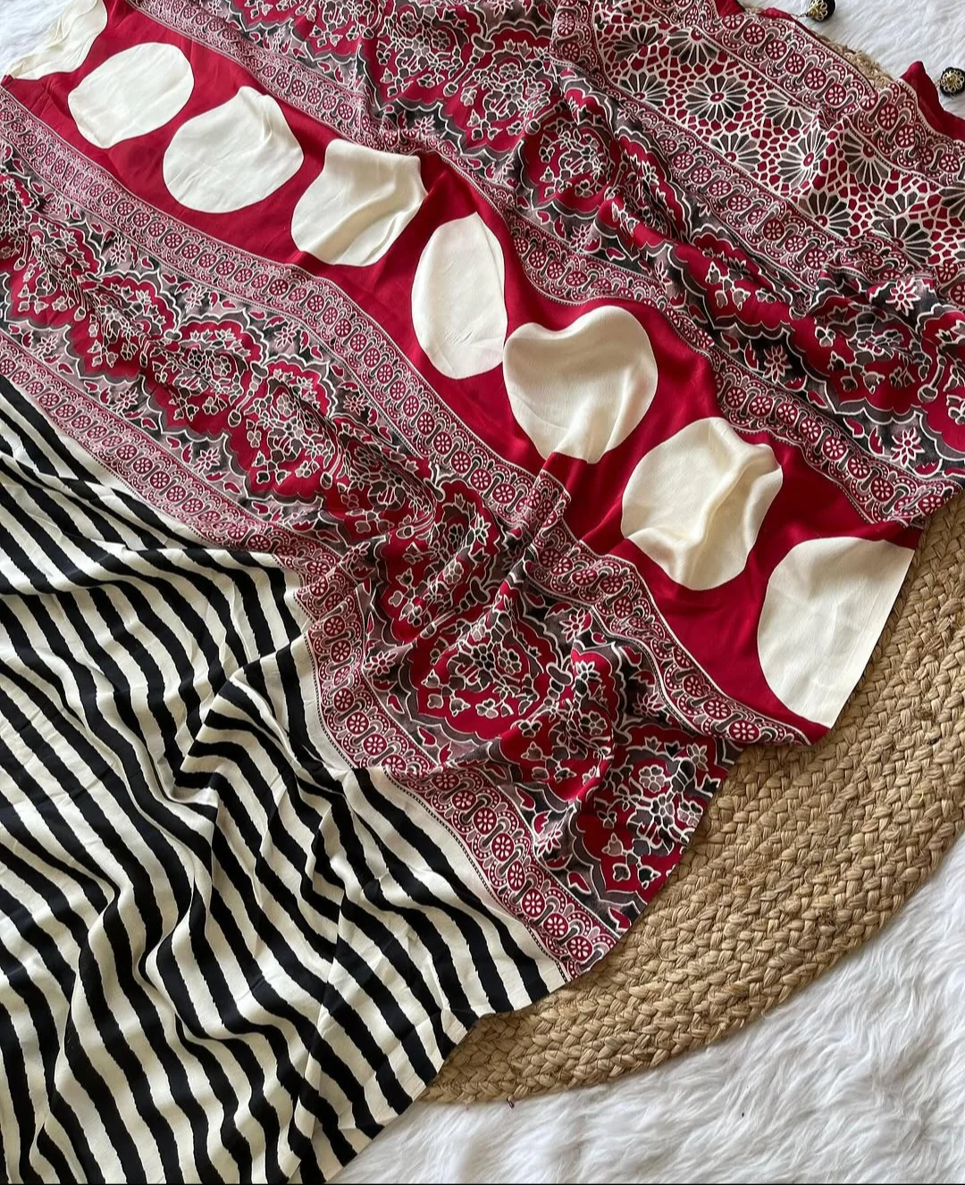 Ajrakh sarees : SLS37 - Image 4