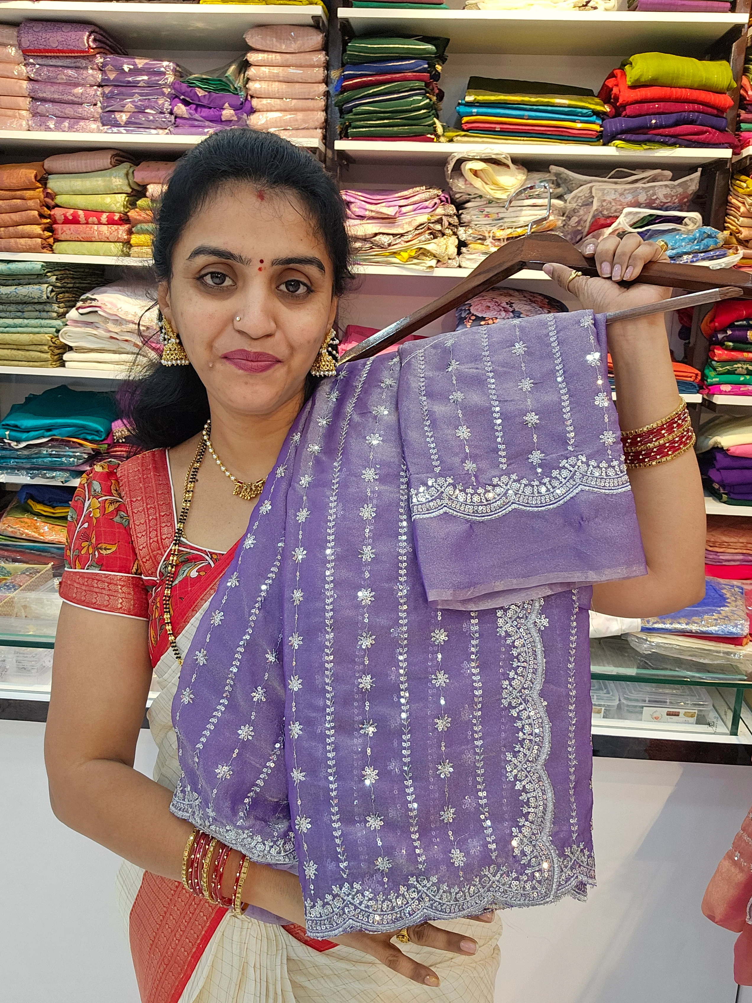 Saree un stiched blouse Code SLS 196 (small special gift )