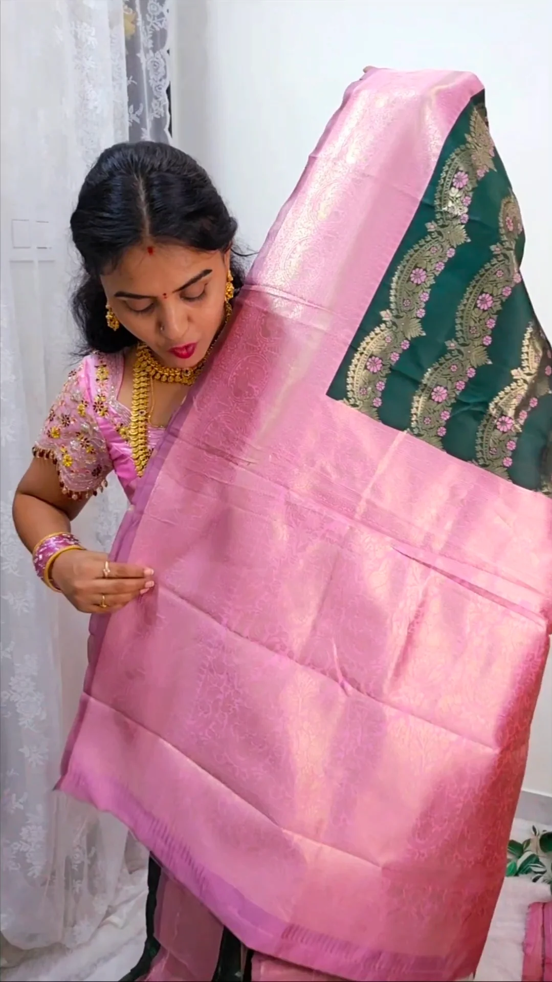 Saree un stiched blouse code SLS 563 - Image 4