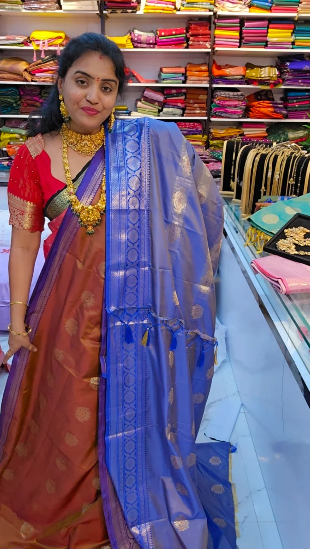 Saree un stiched blouse code SLS 528 - Image 3