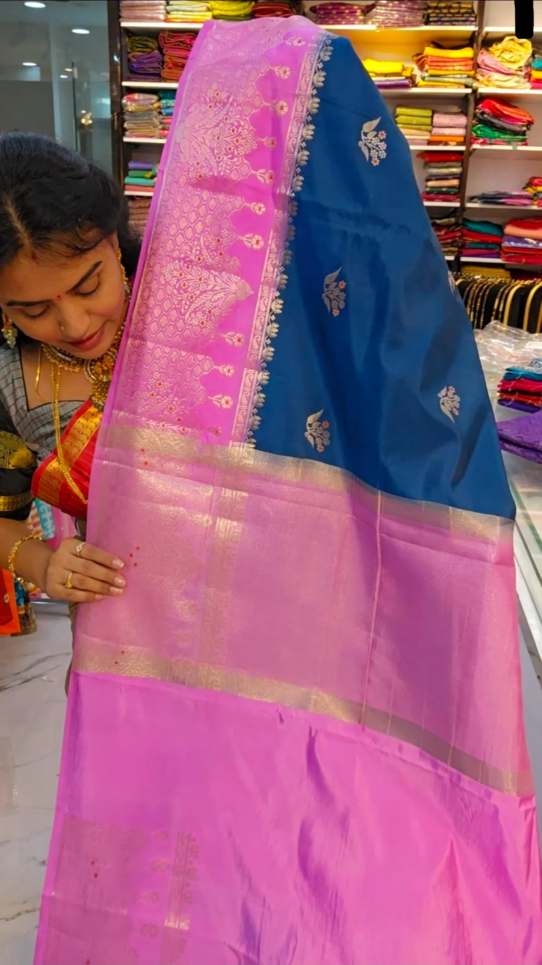 Saree un stiched blouse code SLS 545 - Image 3
