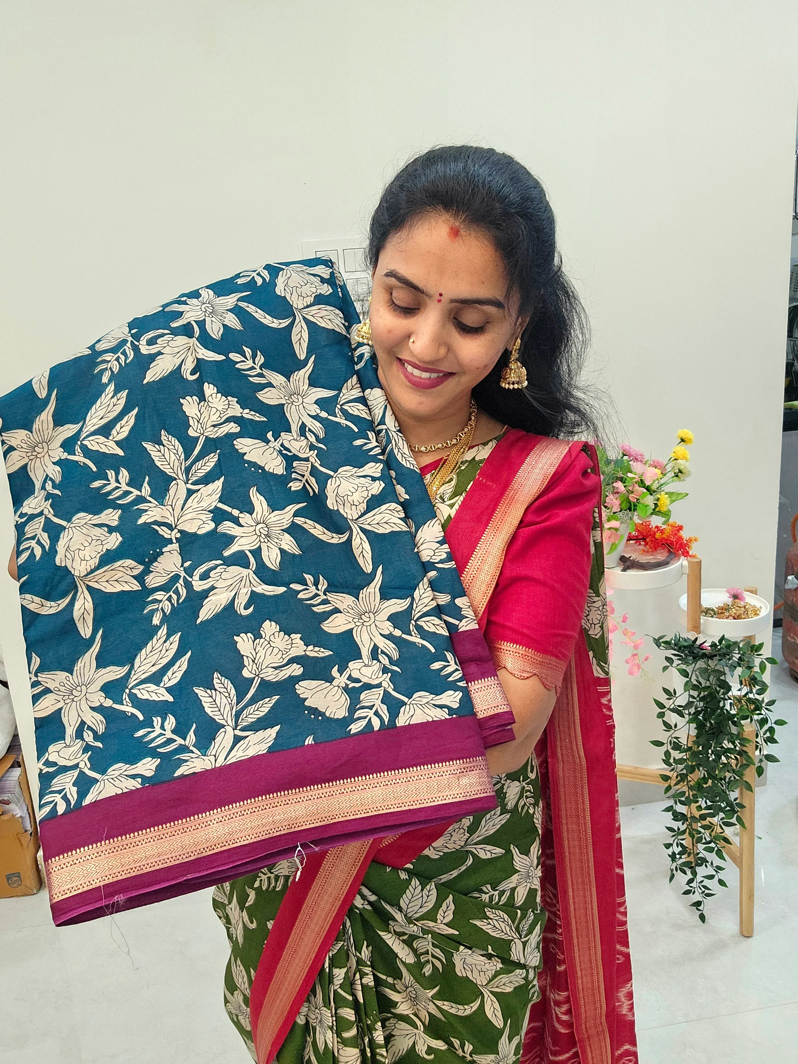 Saree un stitched blouse - SLS77 - Image 5