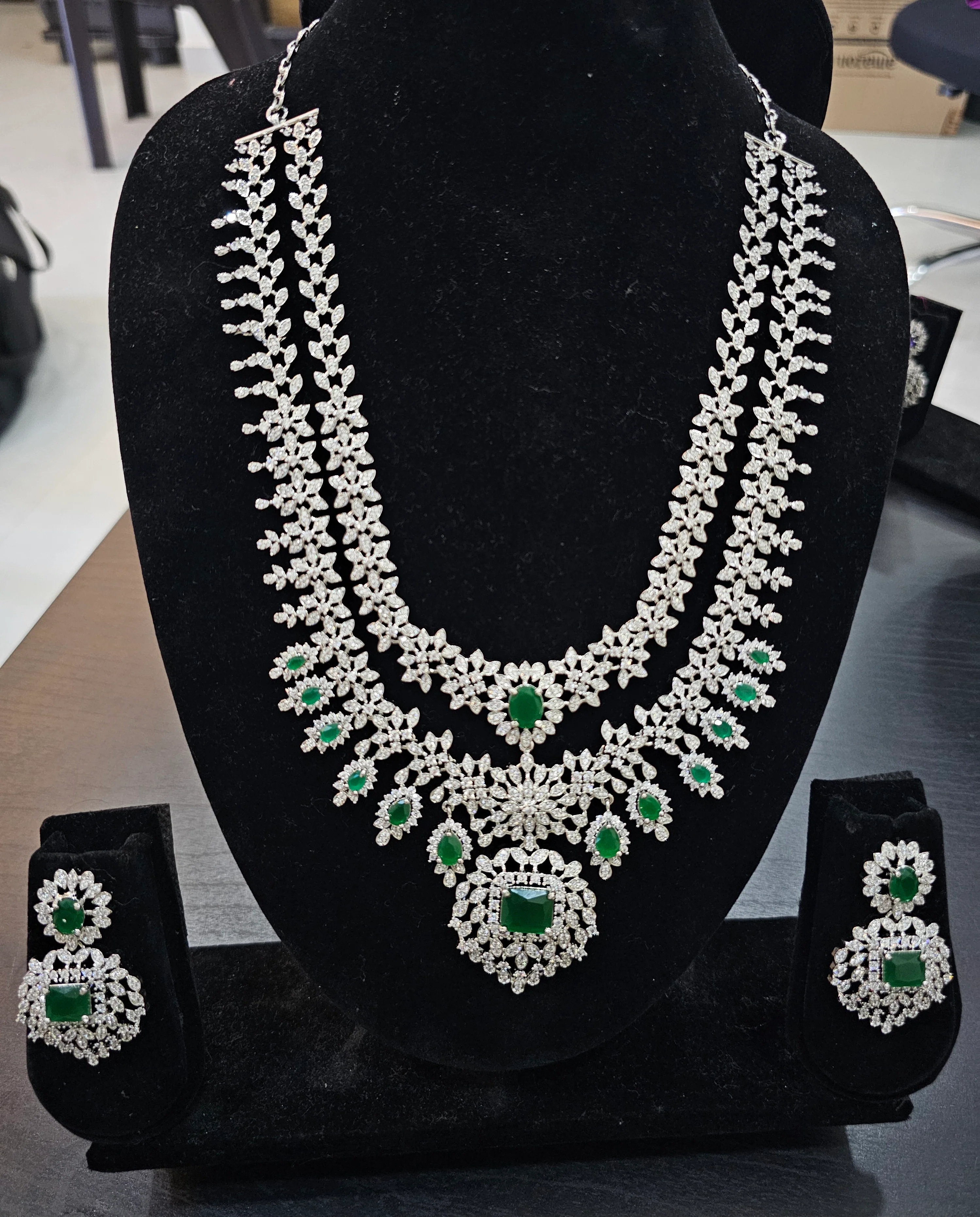 Set with earrings code SLS 442J